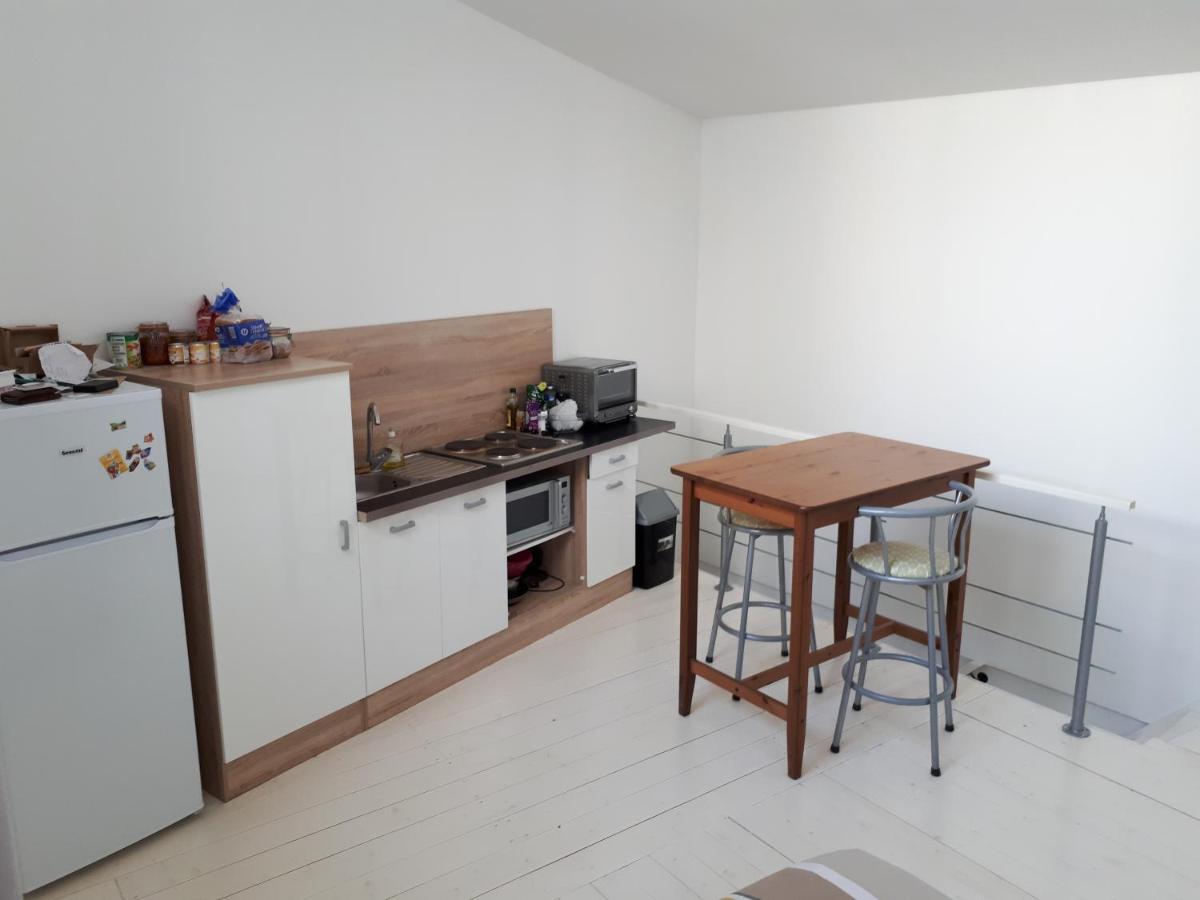 Appartement En Duplex Viviers エクステリア 写真